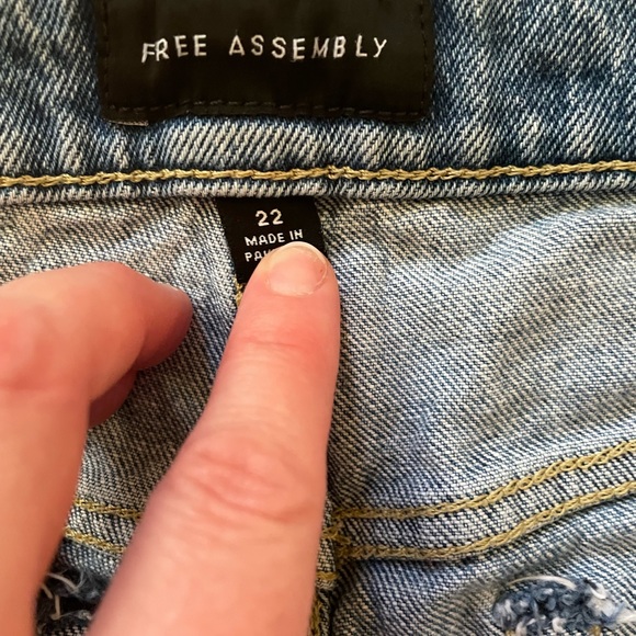 Free Assembly denim cutoff shorts - Picture 2 of 3